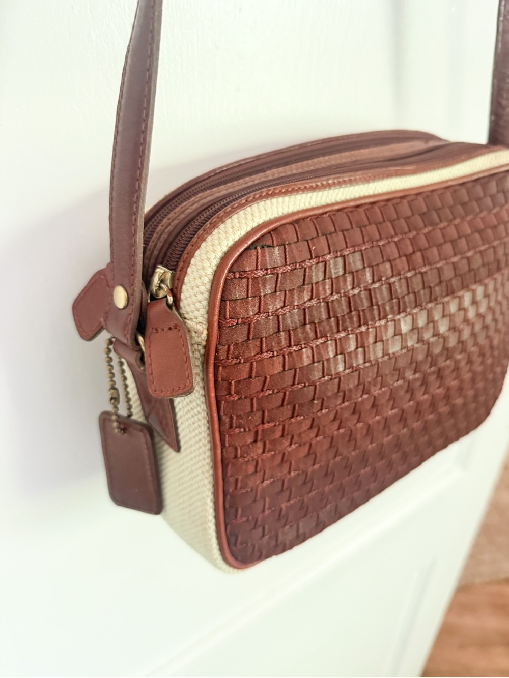 Liz Claiborne Crosshatch Woven Leather and Tan Crossbody Bag Vintage